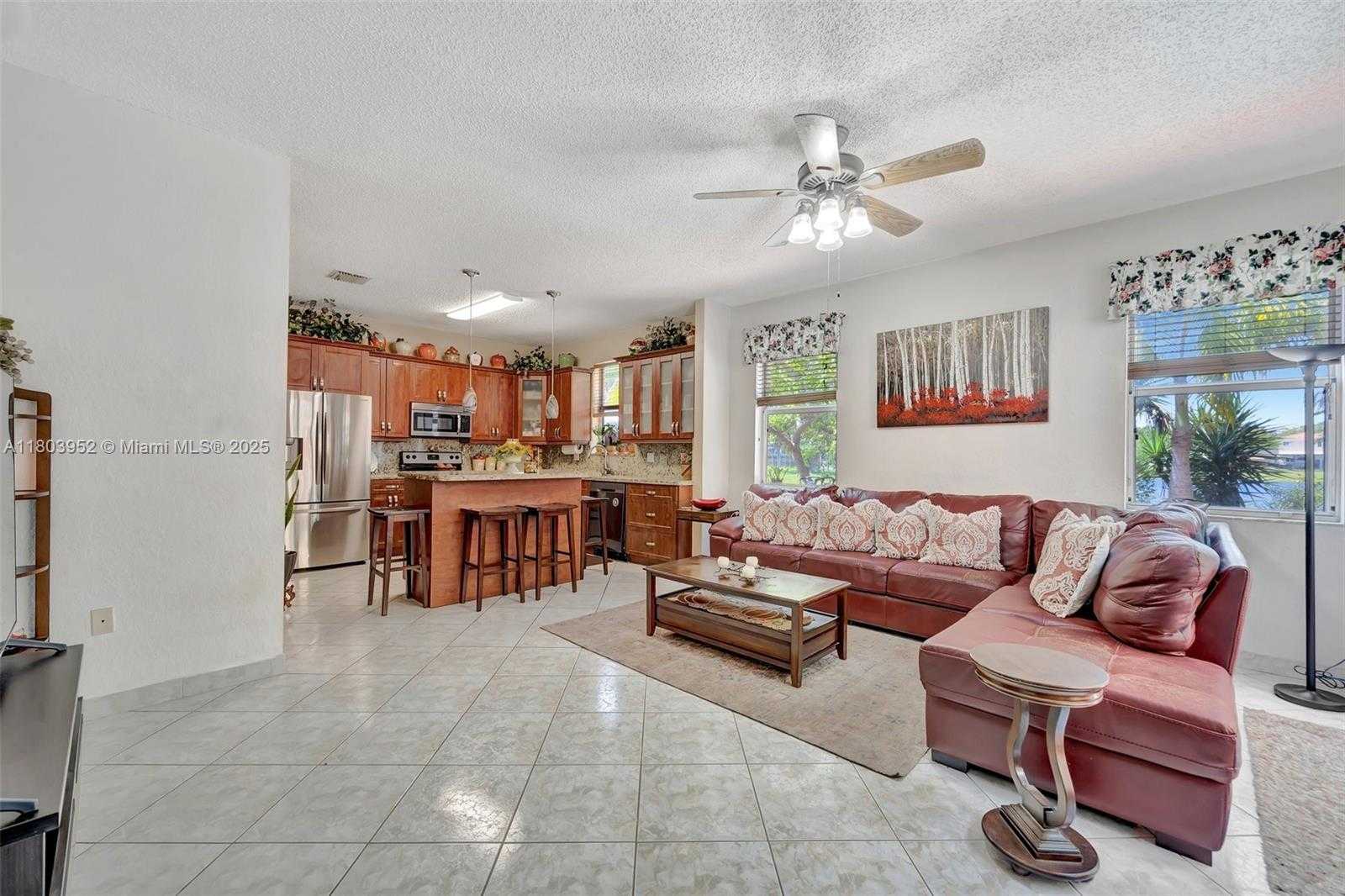 Small Image of 9053 SOUTH WEST 214TH ST, Cutler Bay Number 8