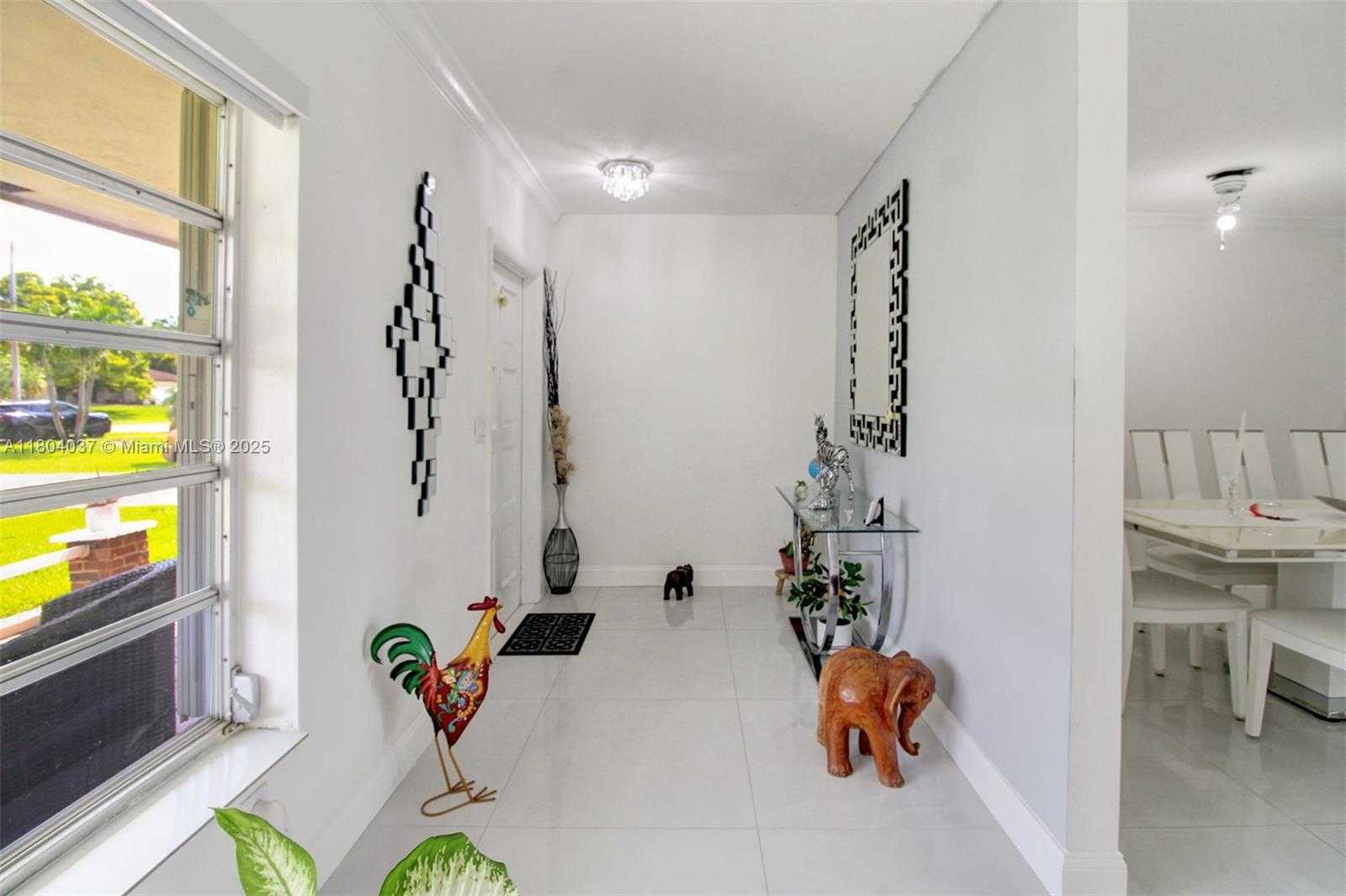 Small Image of 12411 SOUTH WEST 12TH ST, Davie Number 8