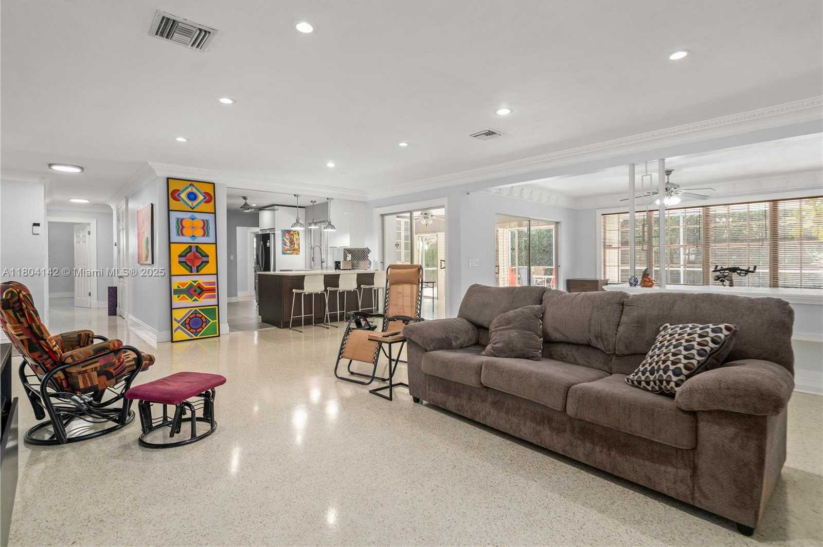 Small Image of 19510 NORTH EAST 19TH AVE, Miami Number 10