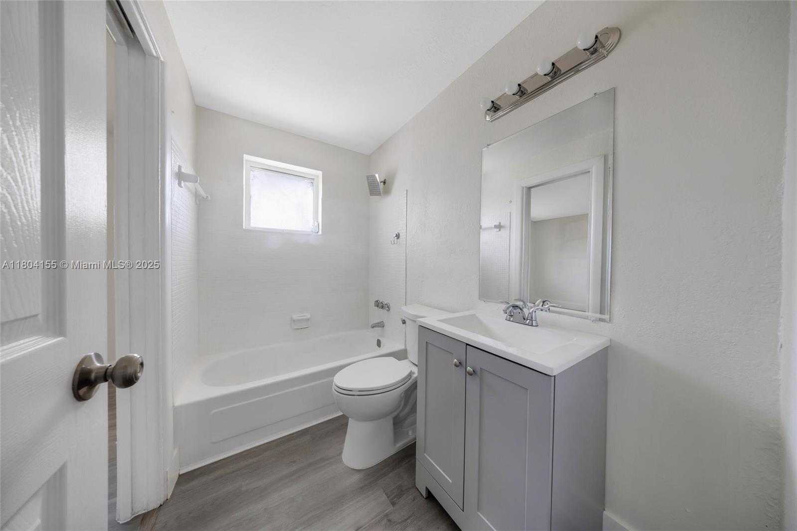 Small Image of 2520 NORTH WEST 2ND DR, Pompano Beach Number 11