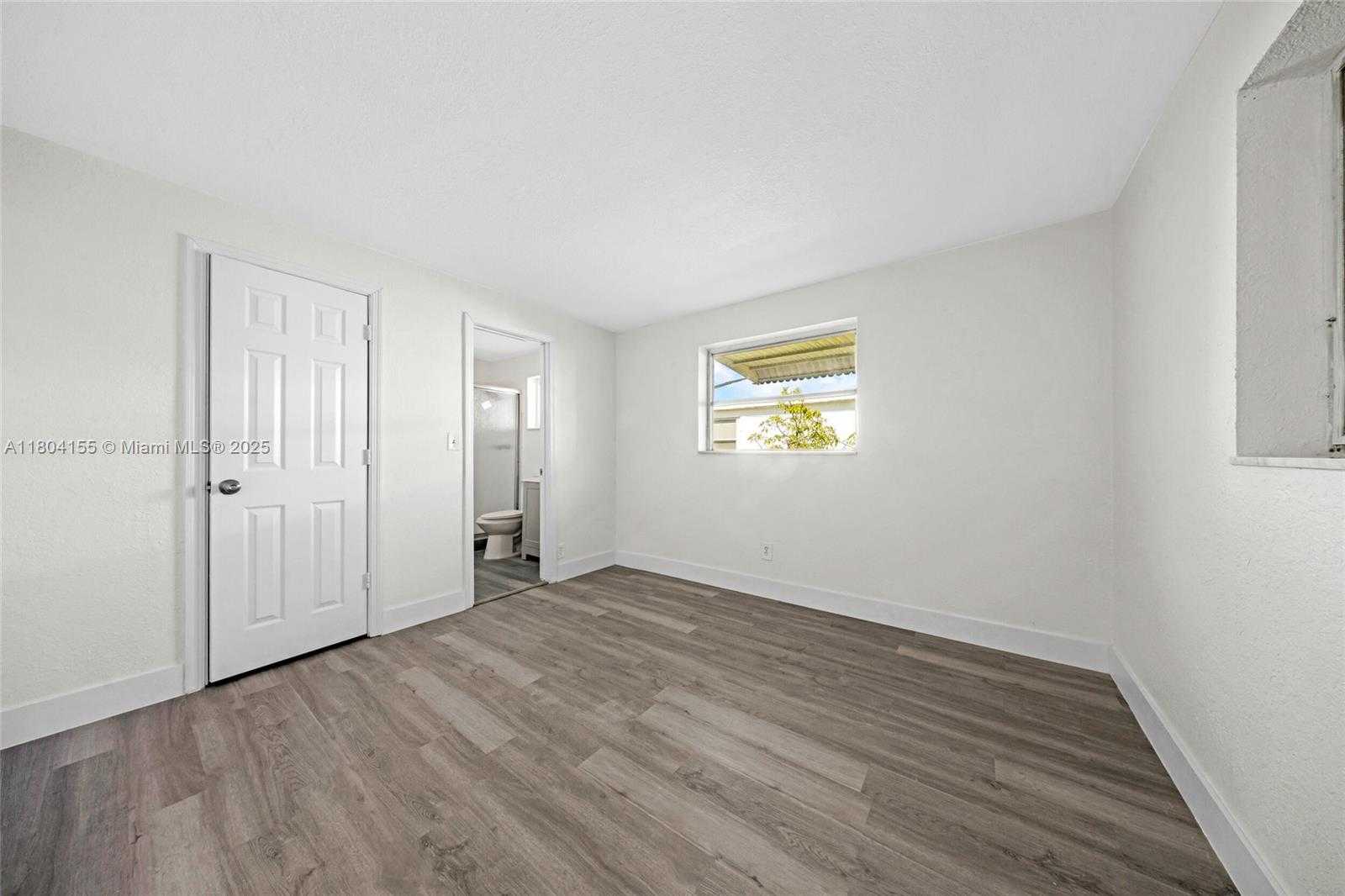 Small Image of 2520 NORTH WEST 2ND DR, Pompano Beach Number 17