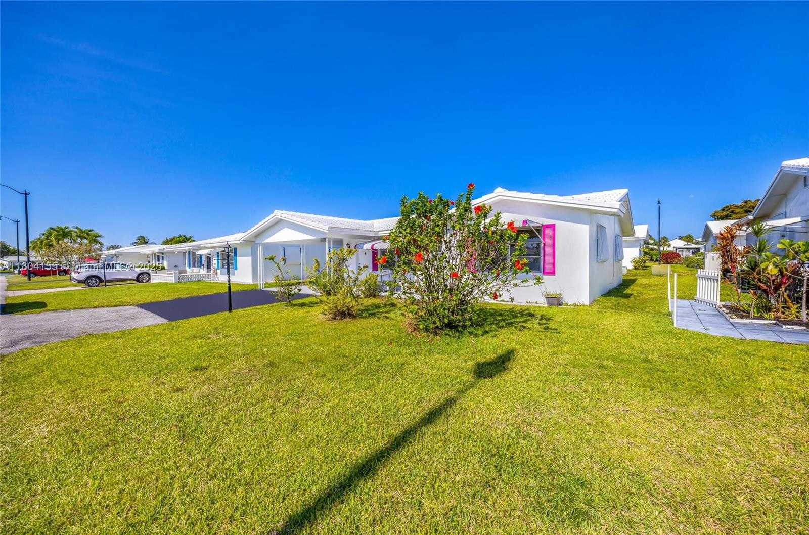 Small Image of 2520 NORTH WEST 2ND DR, Pompano Beach Number 19