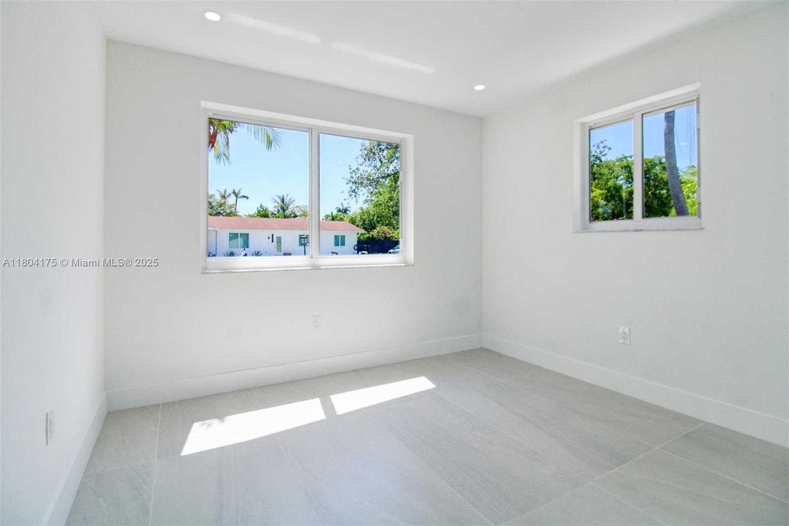 Small Image of 17640 SOUTH WEST 84TH CT, Palmetto Bay Number 22