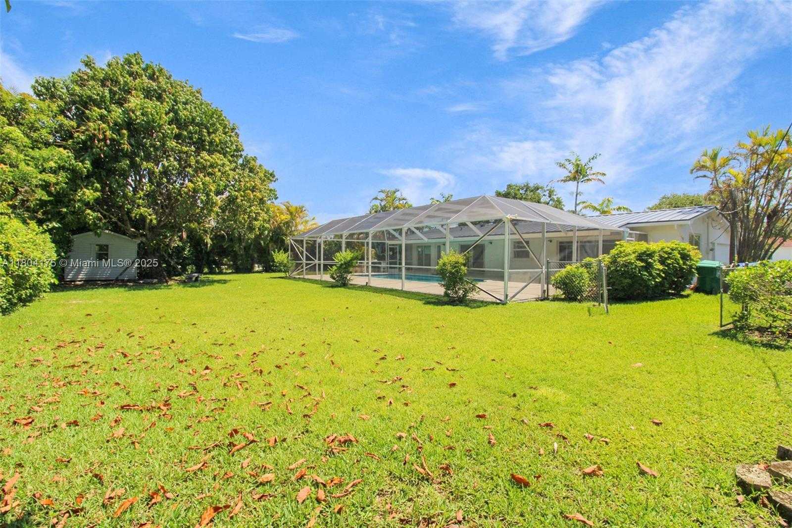 Small Image of 17640 SOUTH WEST 84TH CT, Palmetto Bay Number 30