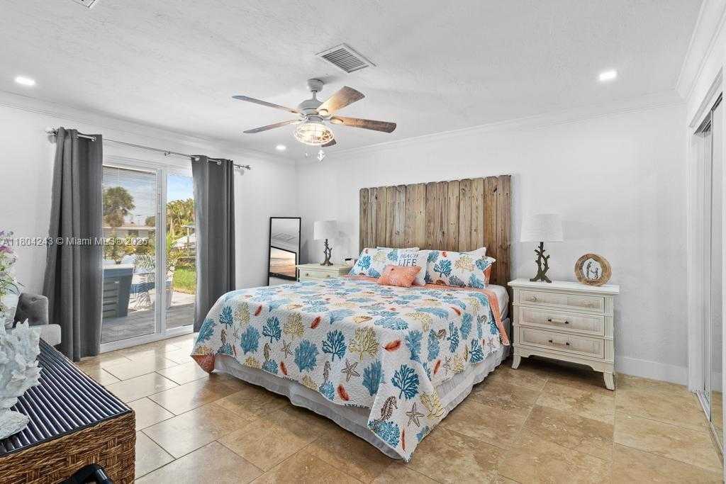 Small Image of 5287 TIFFANY CT, Cape Coral Number 17