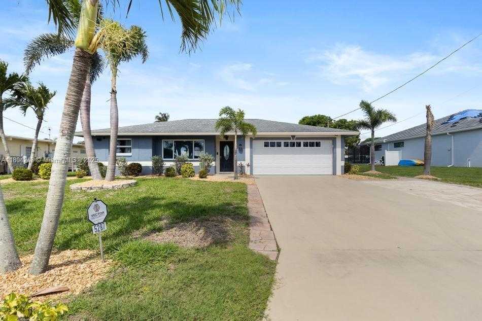 Small Image of 5287 TIFFANY CT, Cape Coral Number 2