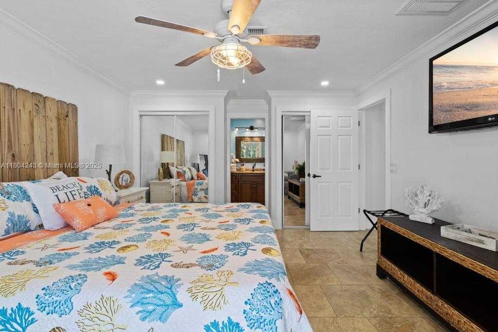 Small Image of 5287 TIFFANY CT, Cape Coral Number 25