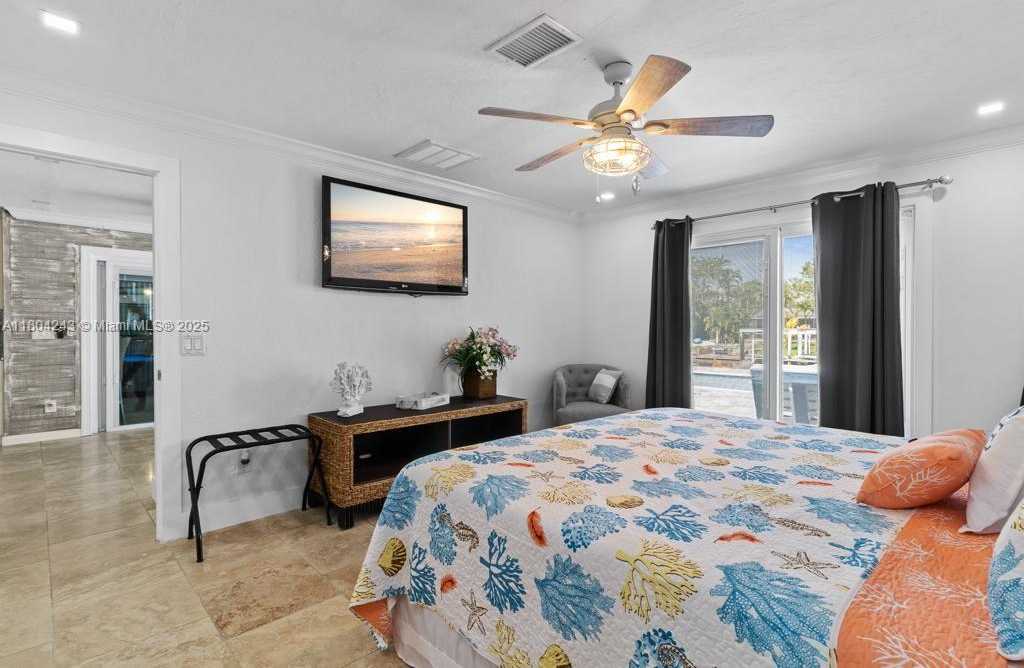 Small Image of 5287 TIFFANY CT, Cape Coral Number 26