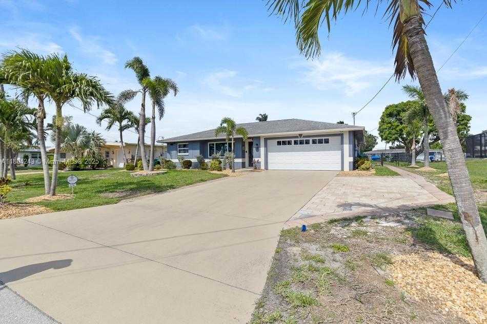 Small Image of 5287 TIFFANY CT, Cape Coral Number 33