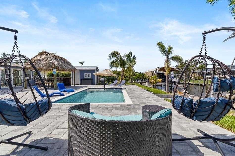 Small Image of 5287 TIFFANY CT, Cape Coral Number 35