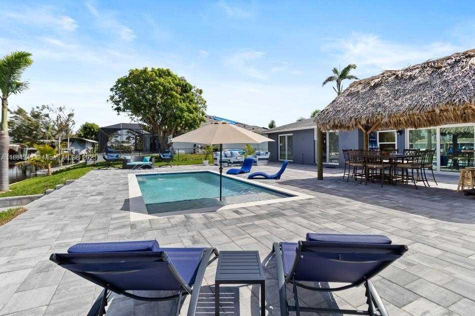 Small Image of 5287 TIFFANY CT, Cape Coral Number 36