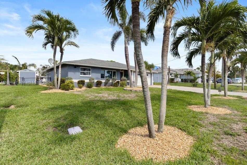 Small Image of 5287 TIFFANY CT, Cape Coral Number 5