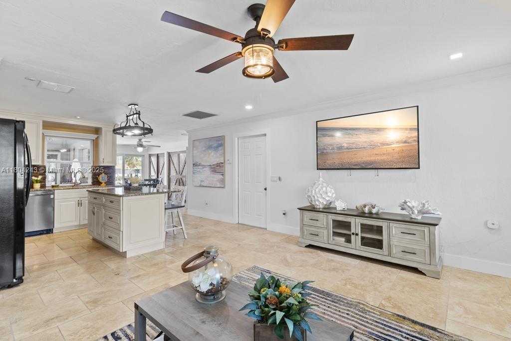 Small Image of 5287 TIFFANY CT, Cape Coral Number 8