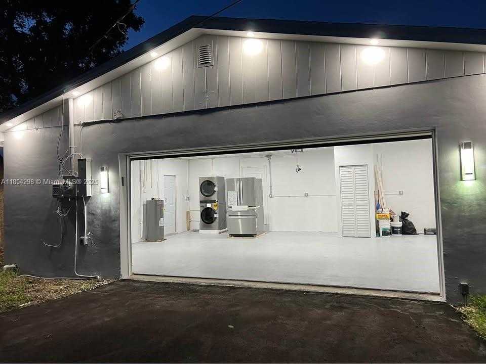 Small Image of 27501 SOUTH WEST 162ND CT, Homestead Number 2