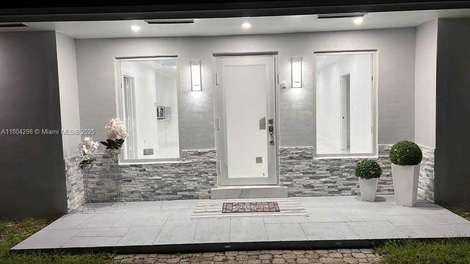 Small Image of 27501 SOUTH WEST 162ND CT, Homestead Number 3
