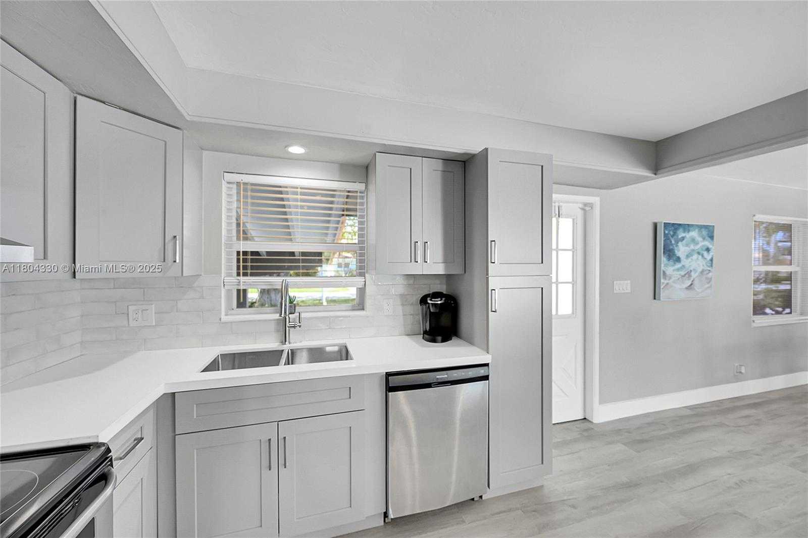 Small Image of 1950 NORTH EAST 55TH CT, Fort Lauderdale Number 7