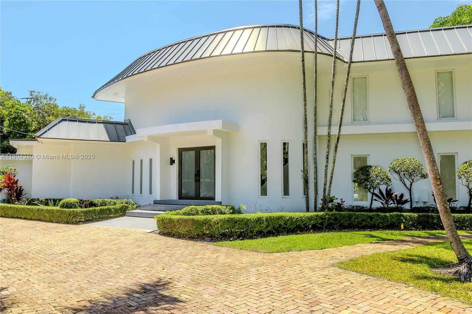 Small Image of 6540 SOUTH WEST 135TH TER, Pinecrest Number 2