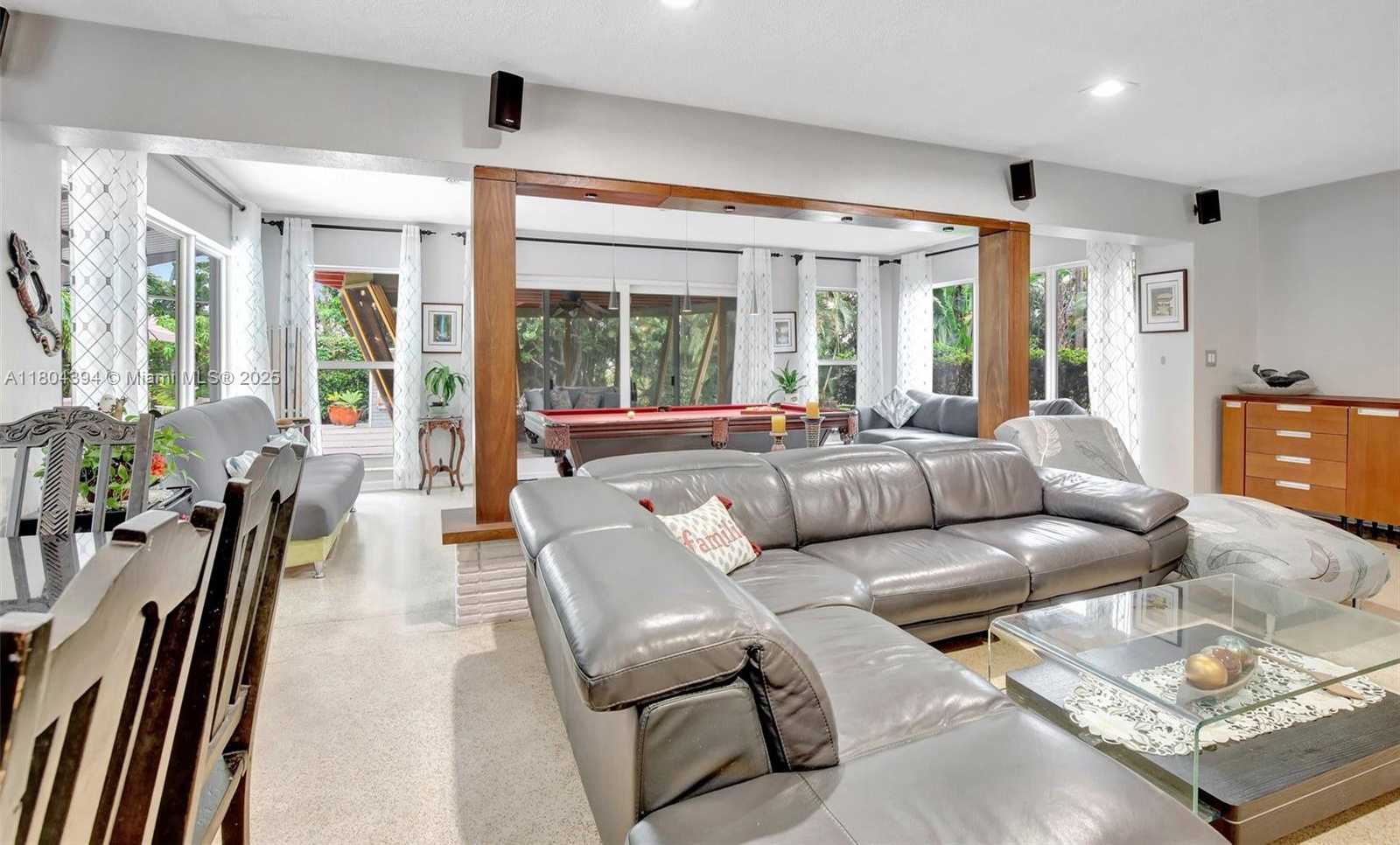 Small Image of 6285 PINE TER, Plantation Number 11