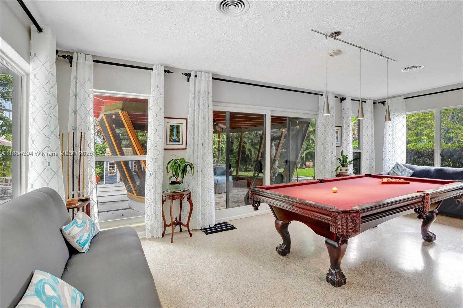 Small Image of 6285 PINE TER, Plantation Number 14