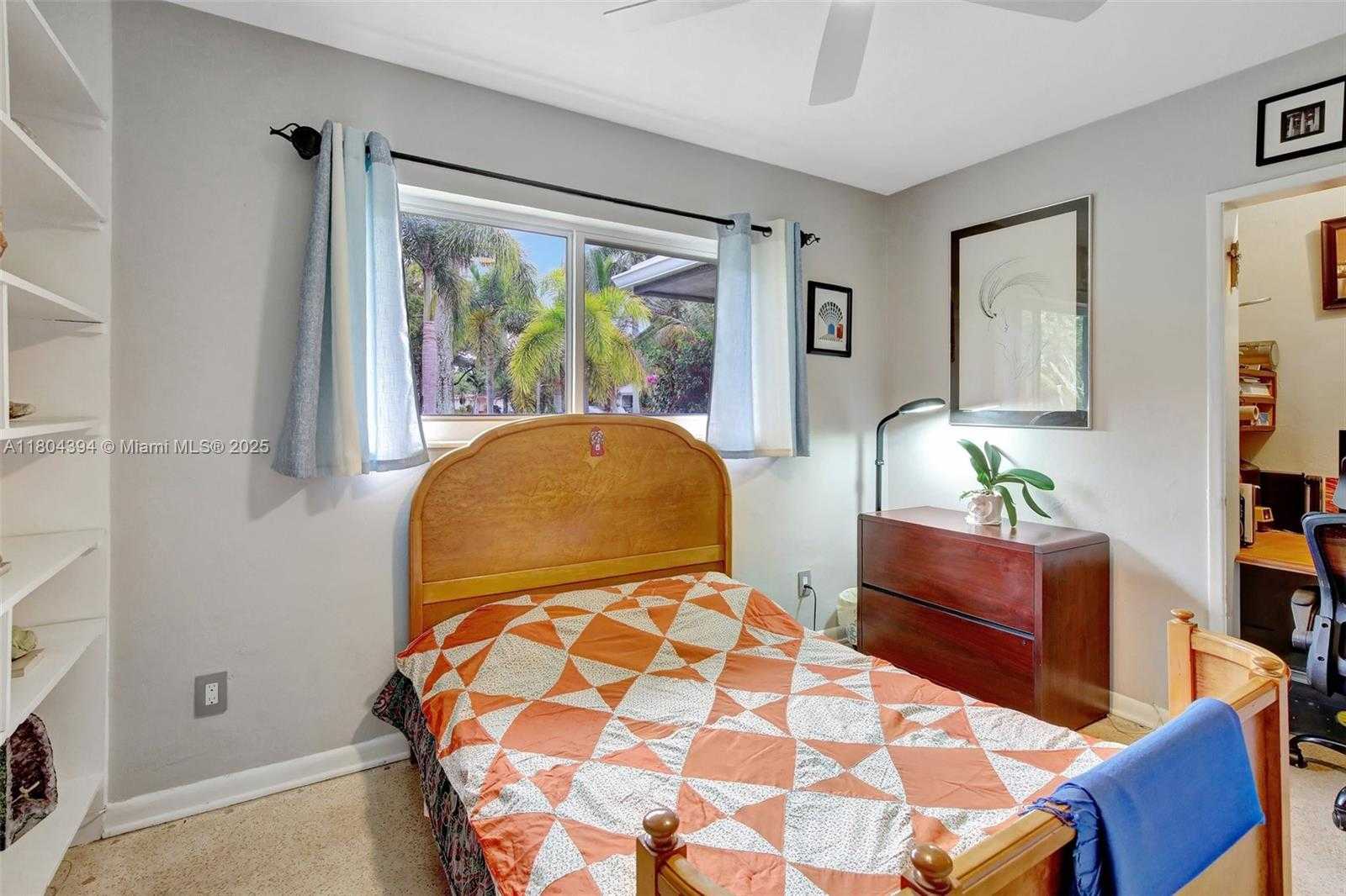 Small Image of 6285 PINE TER, Plantation Number 33