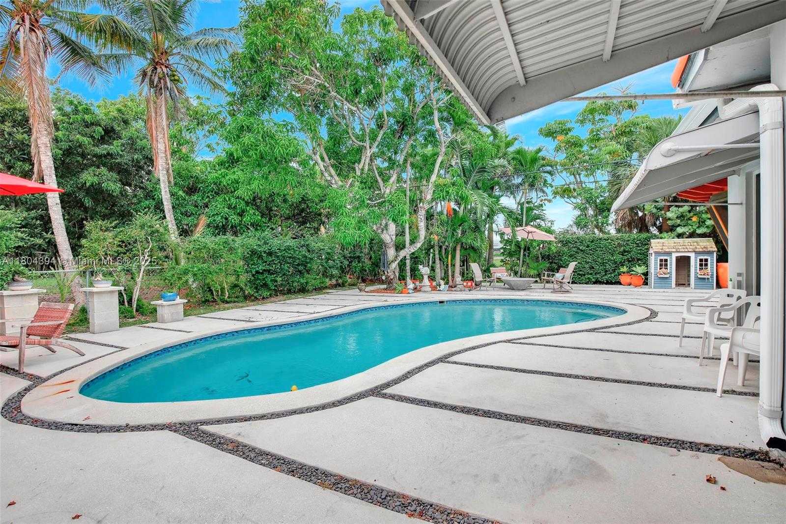 Small Image of 6285 PINE TER, Plantation Number 41