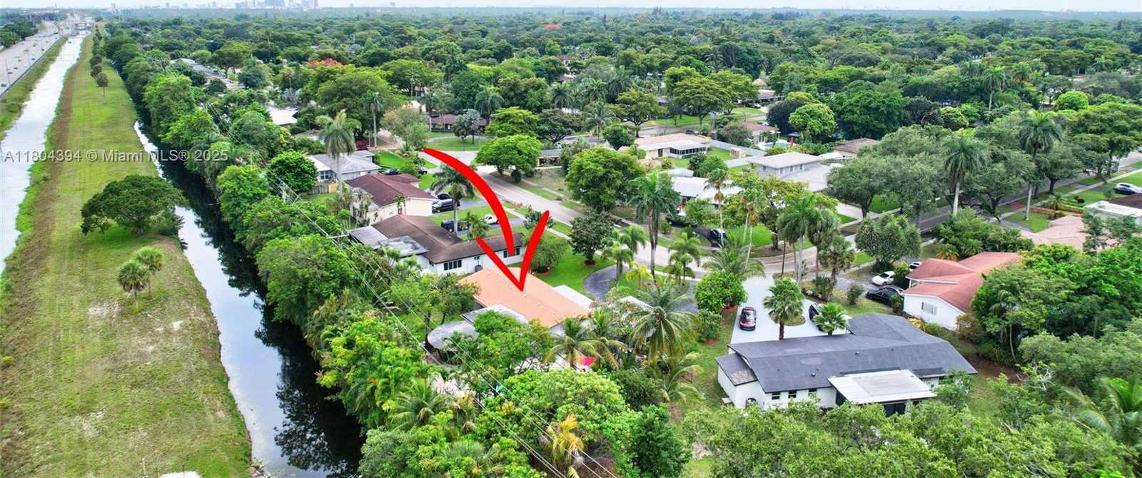 Small Image of 6285 PINE TER, Plantation Number 57