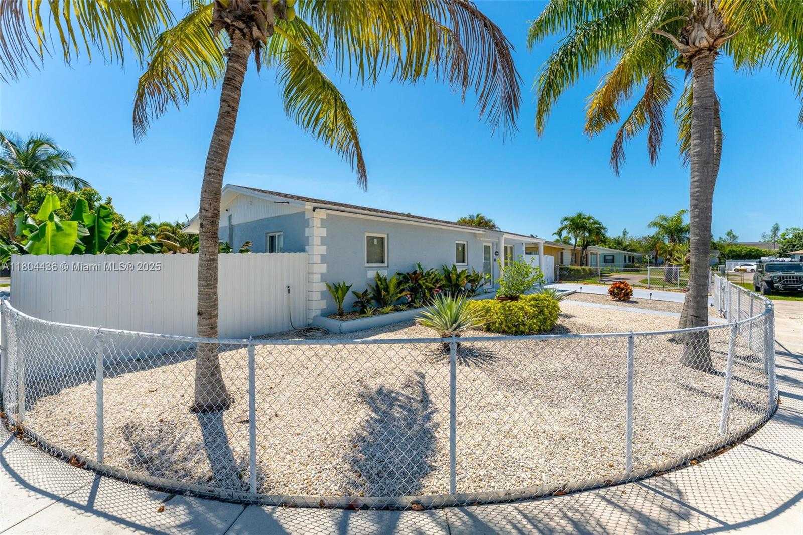 Small Image of 30701 SOUTH WEST 156TH AVE, Homestead Number 3