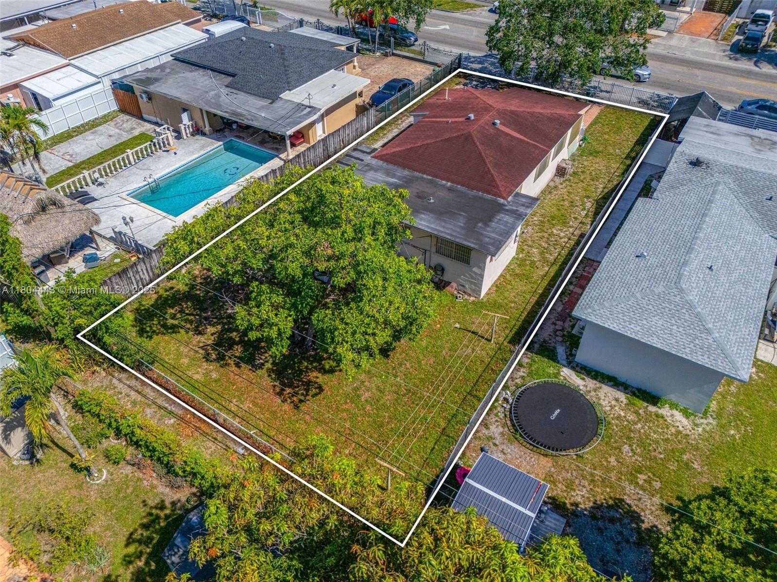 Small Image of 75 EAST 41ST ST, Hialeah Number 9