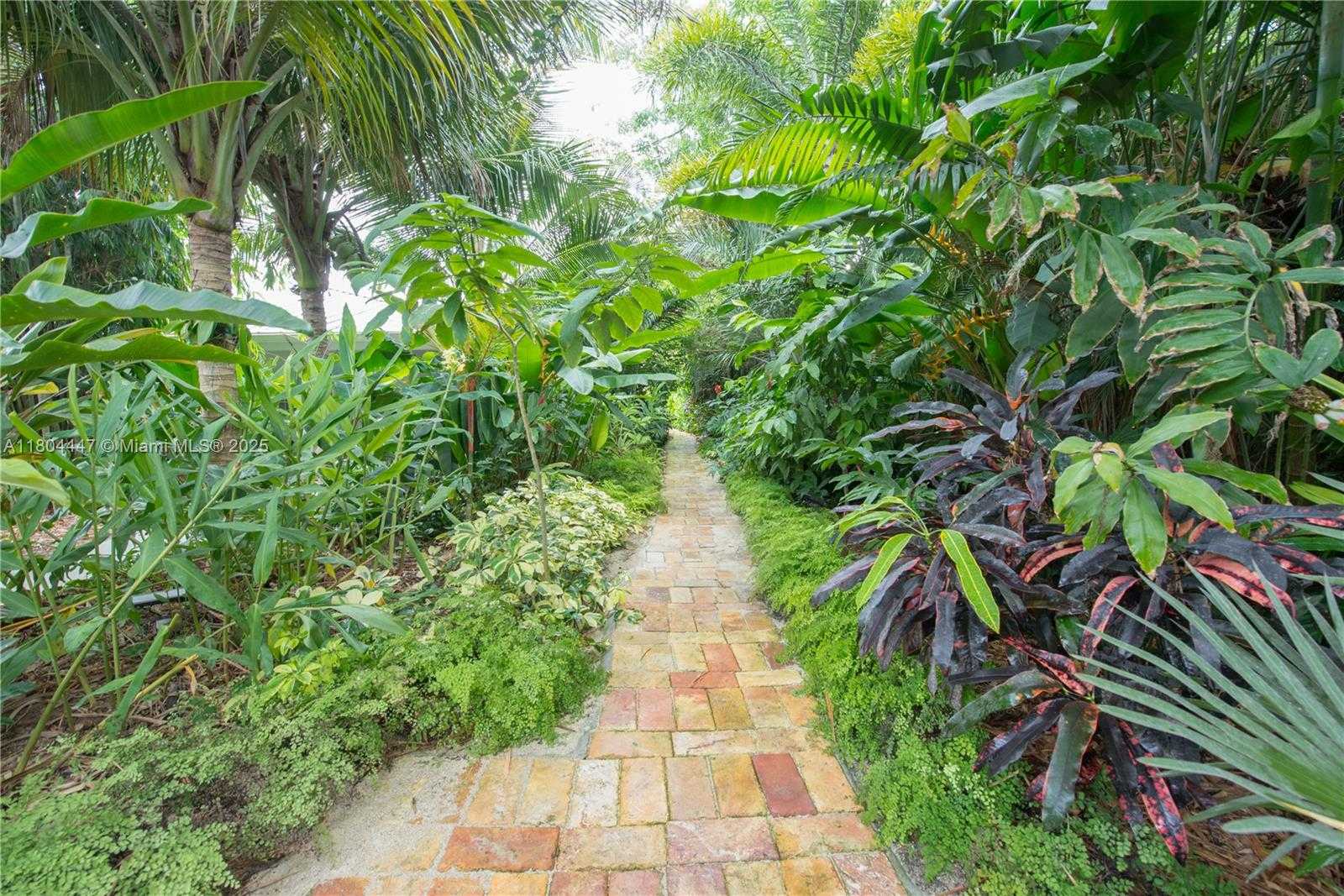Small Image of 16970 SOUTH WEST 264TH ST, Homestead Number 22