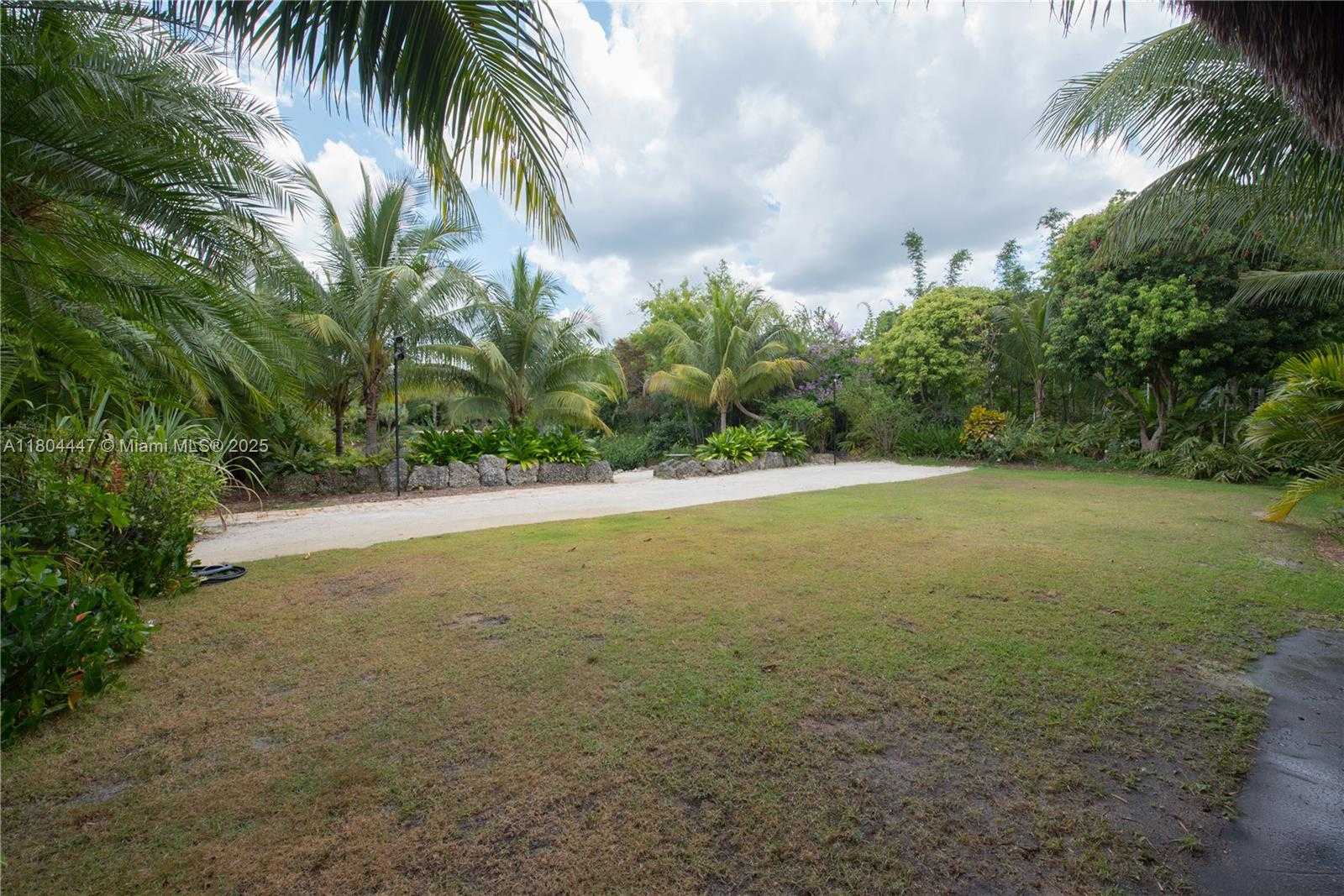 Small Image of 16970 SOUTH WEST 264TH ST, Homestead Number 26