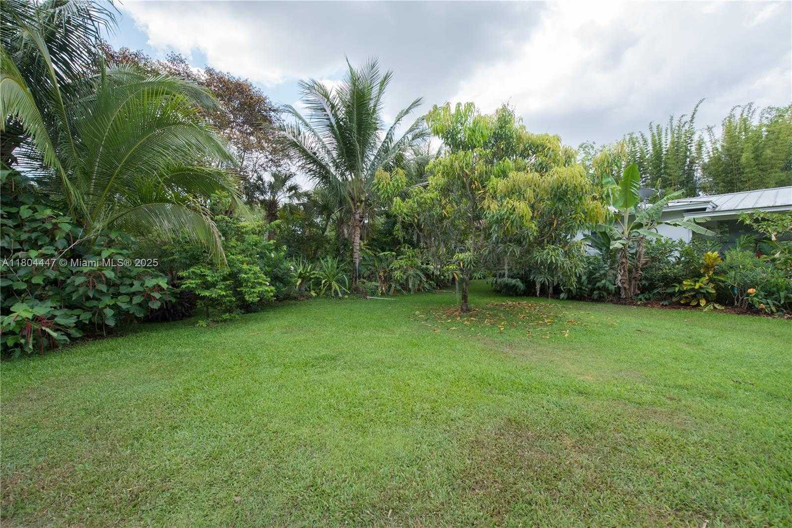 Small Image of 16970 SOUTH WEST 264TH ST, Homestead Number 40