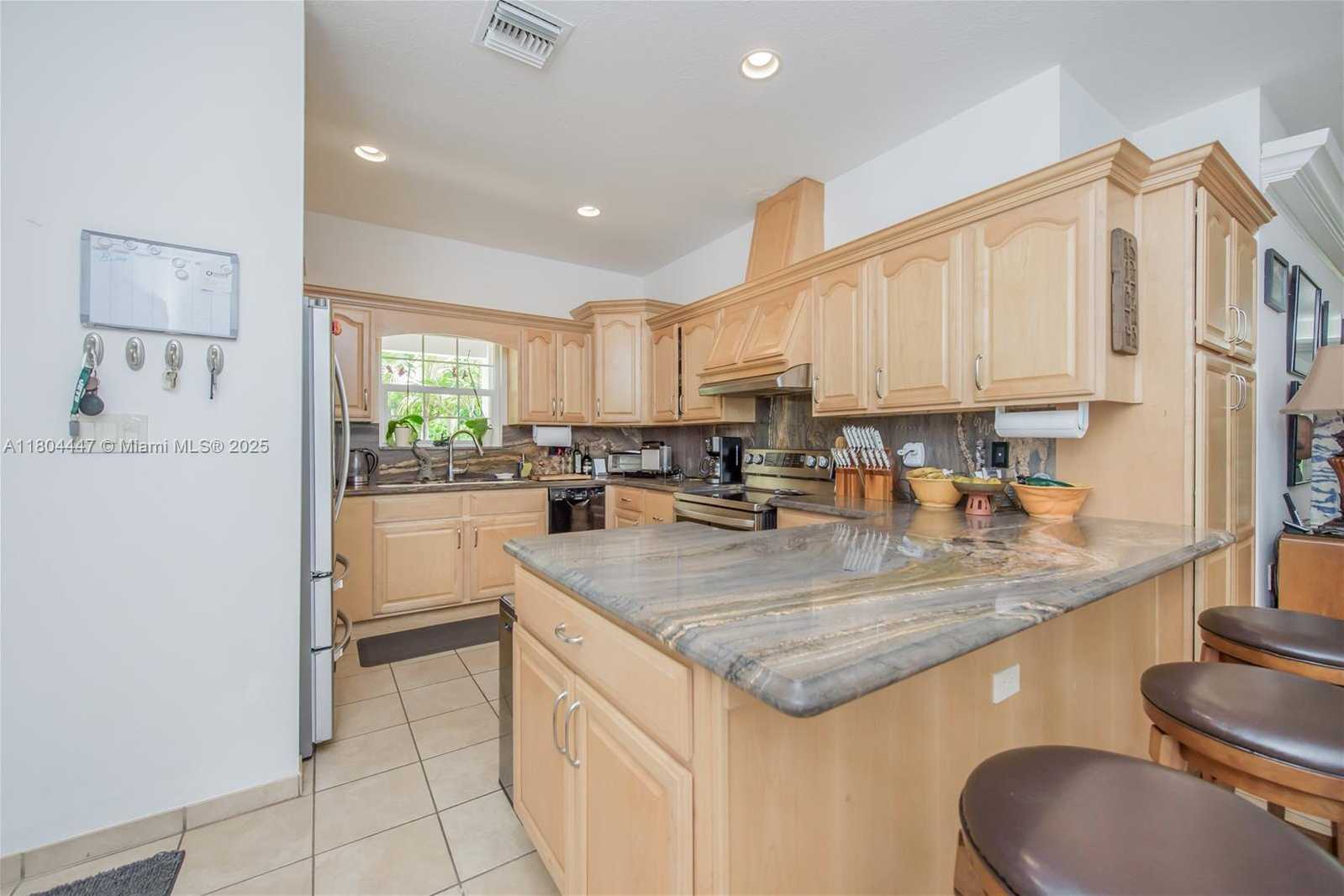 Small Image of 16970 SOUTH WEST 264TH ST, Homestead Number 51