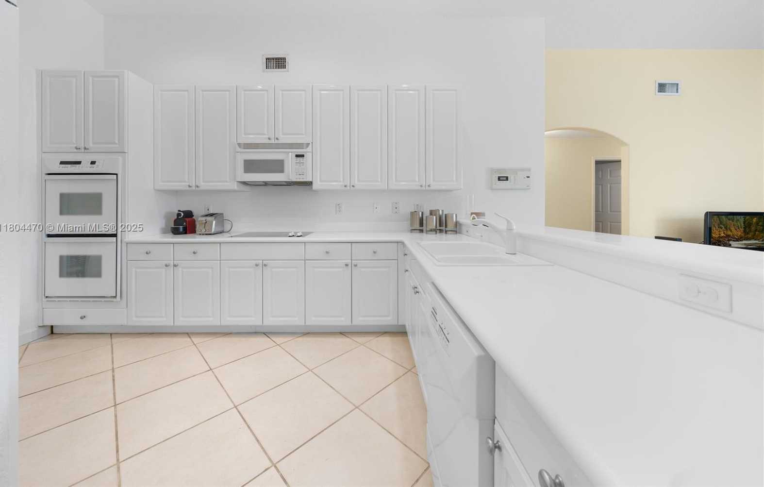 Small Image of 11351 NORTH WEST 64TH TER, Doral Number 11