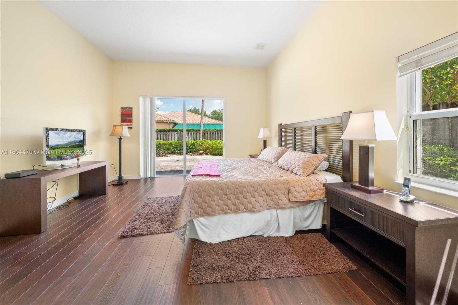 Small Image of 11351 NORTH WEST 64TH TER, Doral Number 18