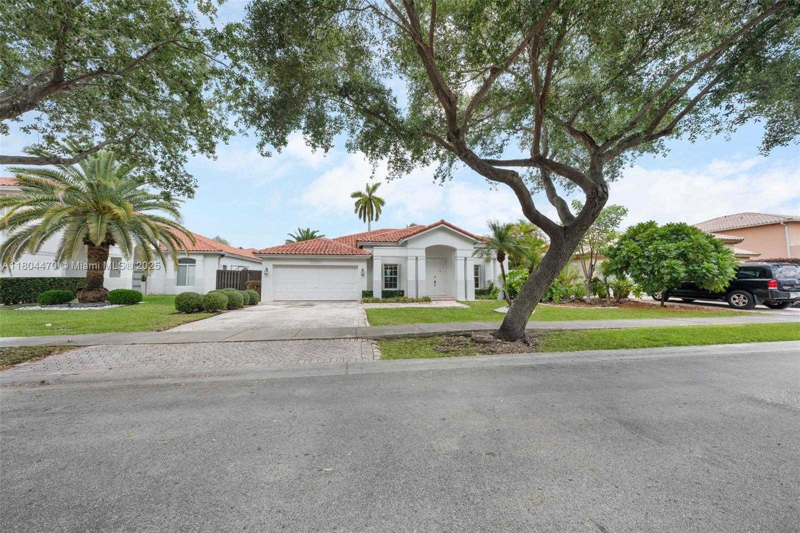 Small Image of 11351 NORTH WEST 64TH TER, Doral Number 3