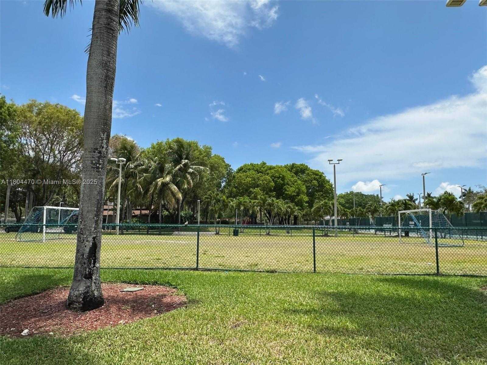 Small Image of 11351 NORTH WEST 64TH TER, Doral Number 43
