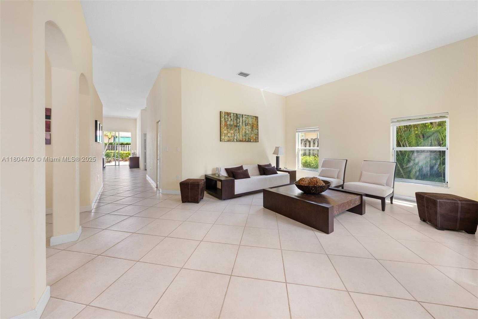 Small Image of 11351 NORTH WEST 64TH TER, Doral Number 5