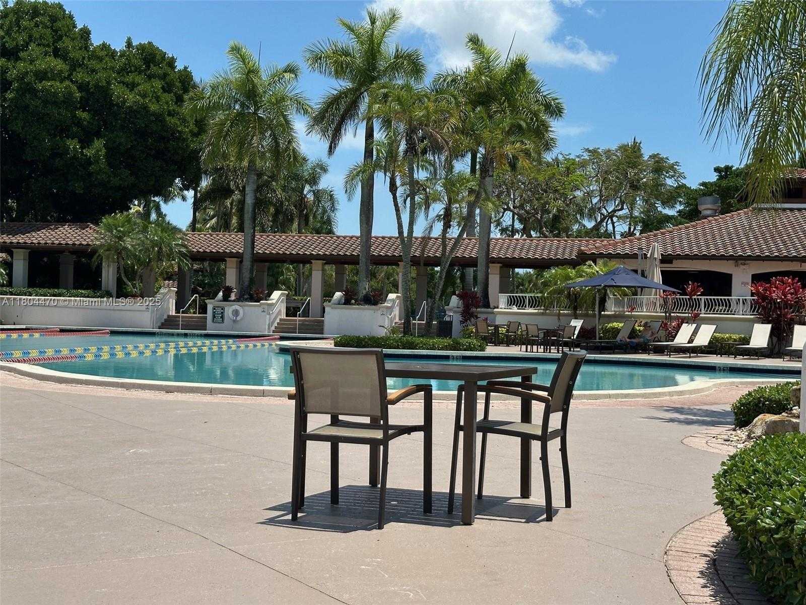 Small Image of 11351 NORTH WEST 64TH TER, Doral Number 77