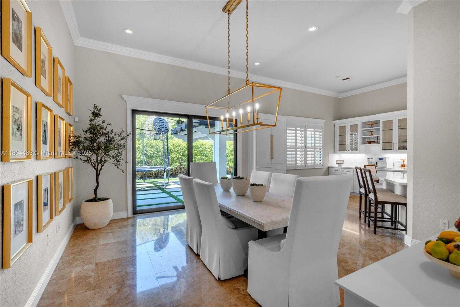 Small Image of 19336 SOUTH WEST 77TH PL, Cutler Bay Number 10