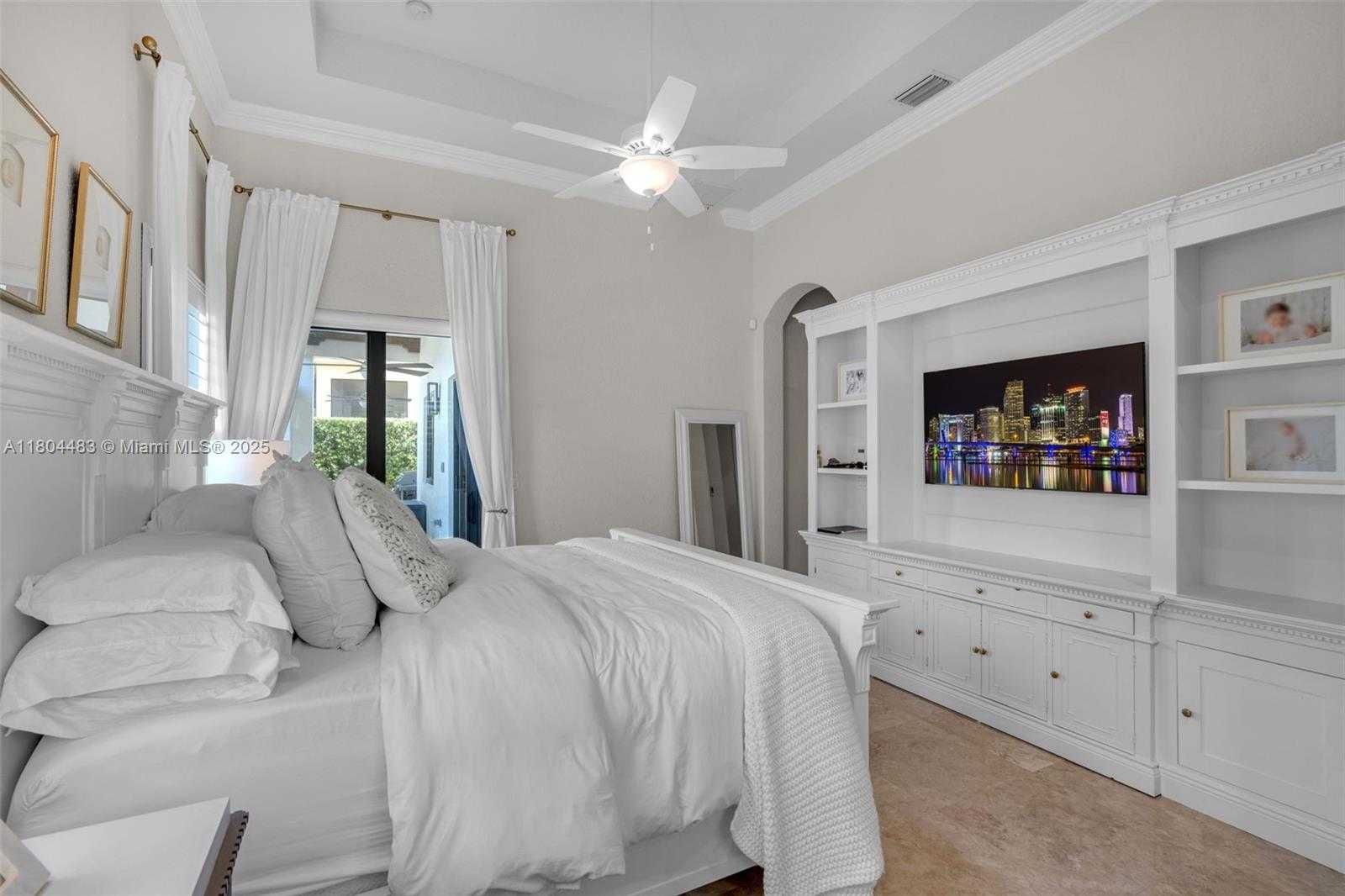 Small Image of 19336 SOUTH WEST 77TH PL, Cutler Bay Number 14