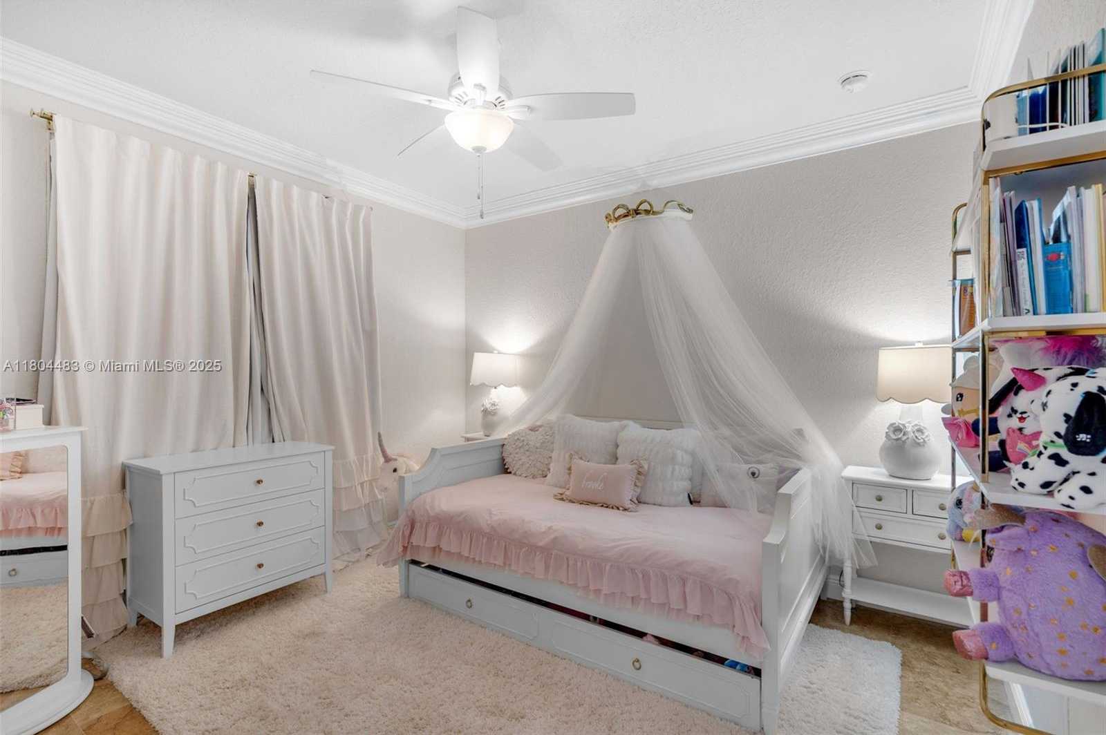Small Image of 19336 SOUTH WEST 77TH PL, Cutler Bay Number 17