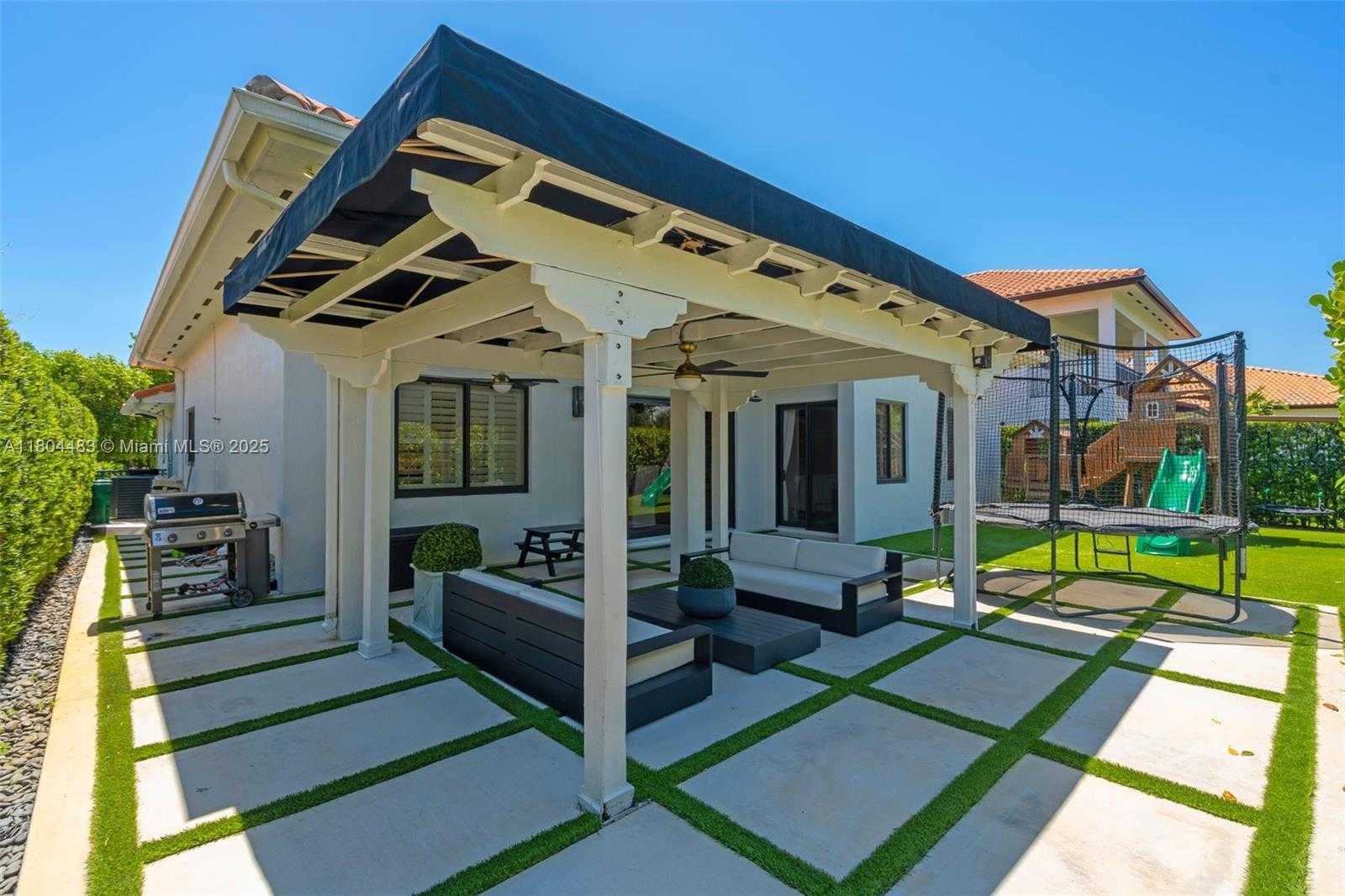 Small Image of 19336 SOUTH WEST 77TH PL, Cutler Bay Number 23