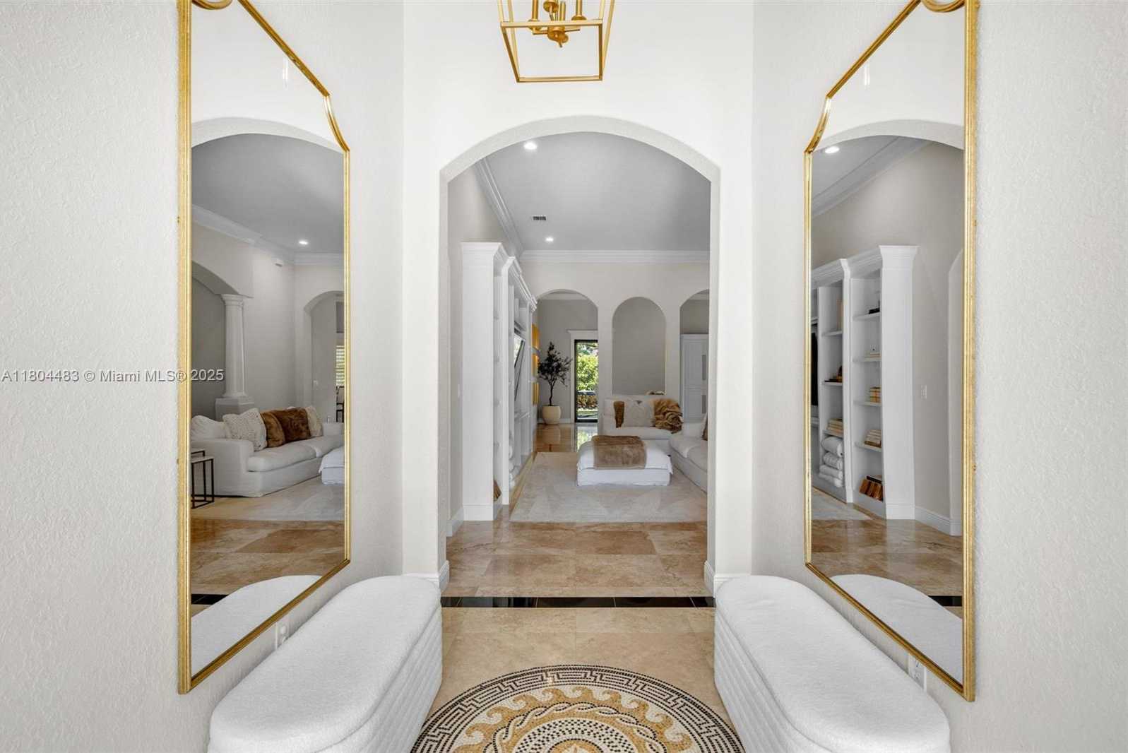 Small Image of 19336 SOUTH WEST 77TH PL, Cutler Bay Number 4