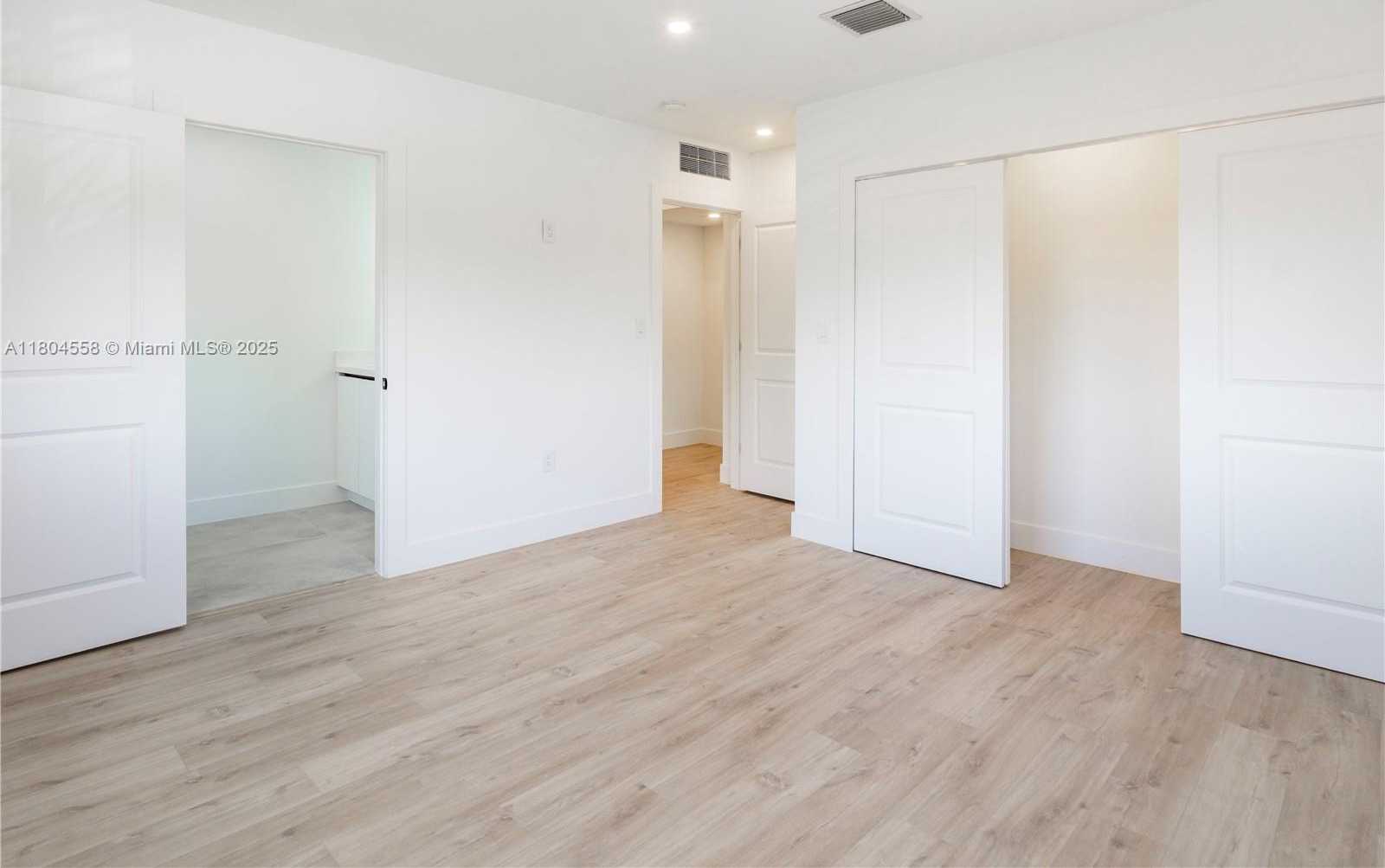 Small Image of 2039 NORTH EAST 172ND ST, North Miami Beach Number 21