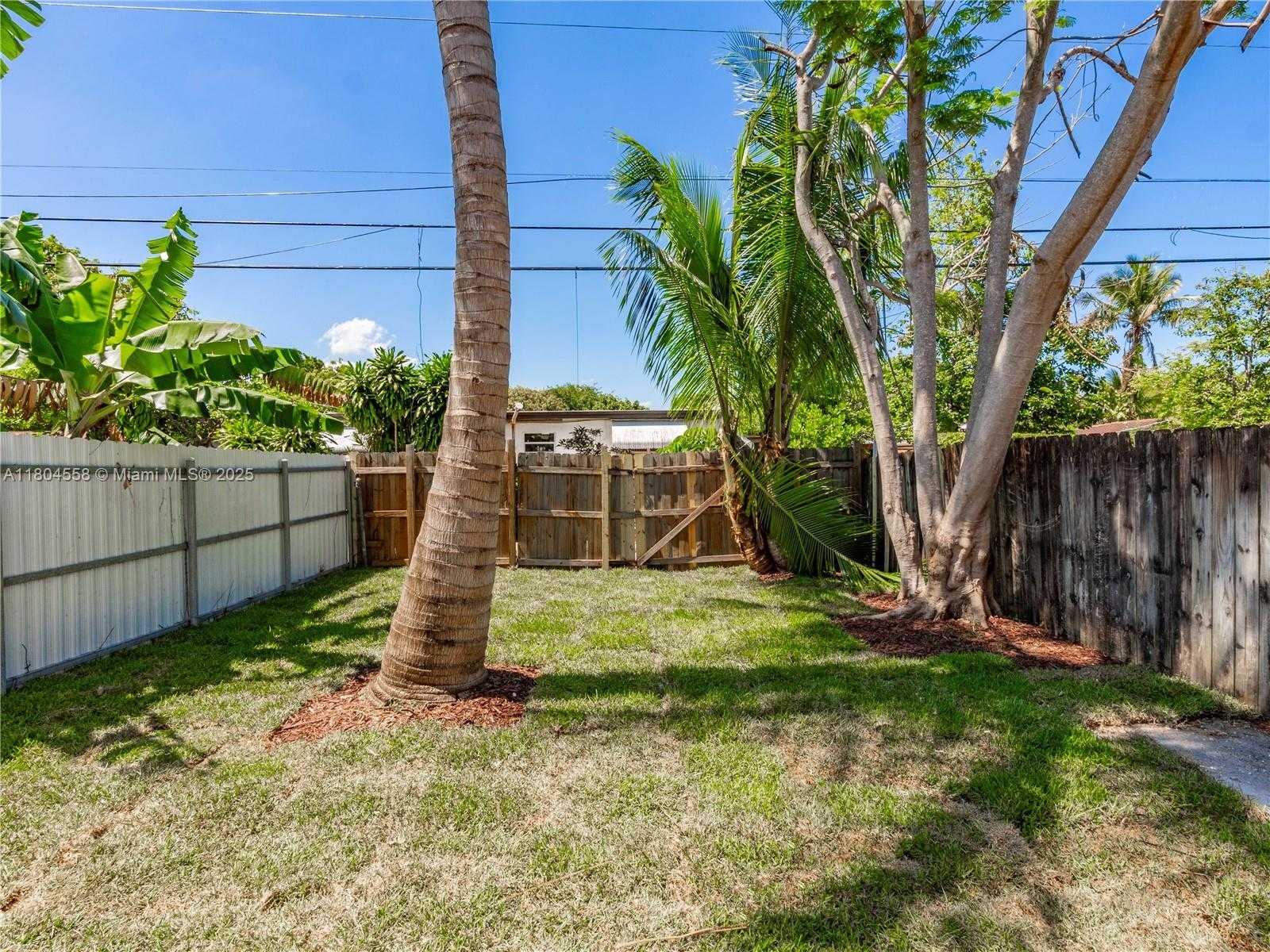 Small Image of 2039 NORTH EAST 172ND ST, North Miami Beach Number 23