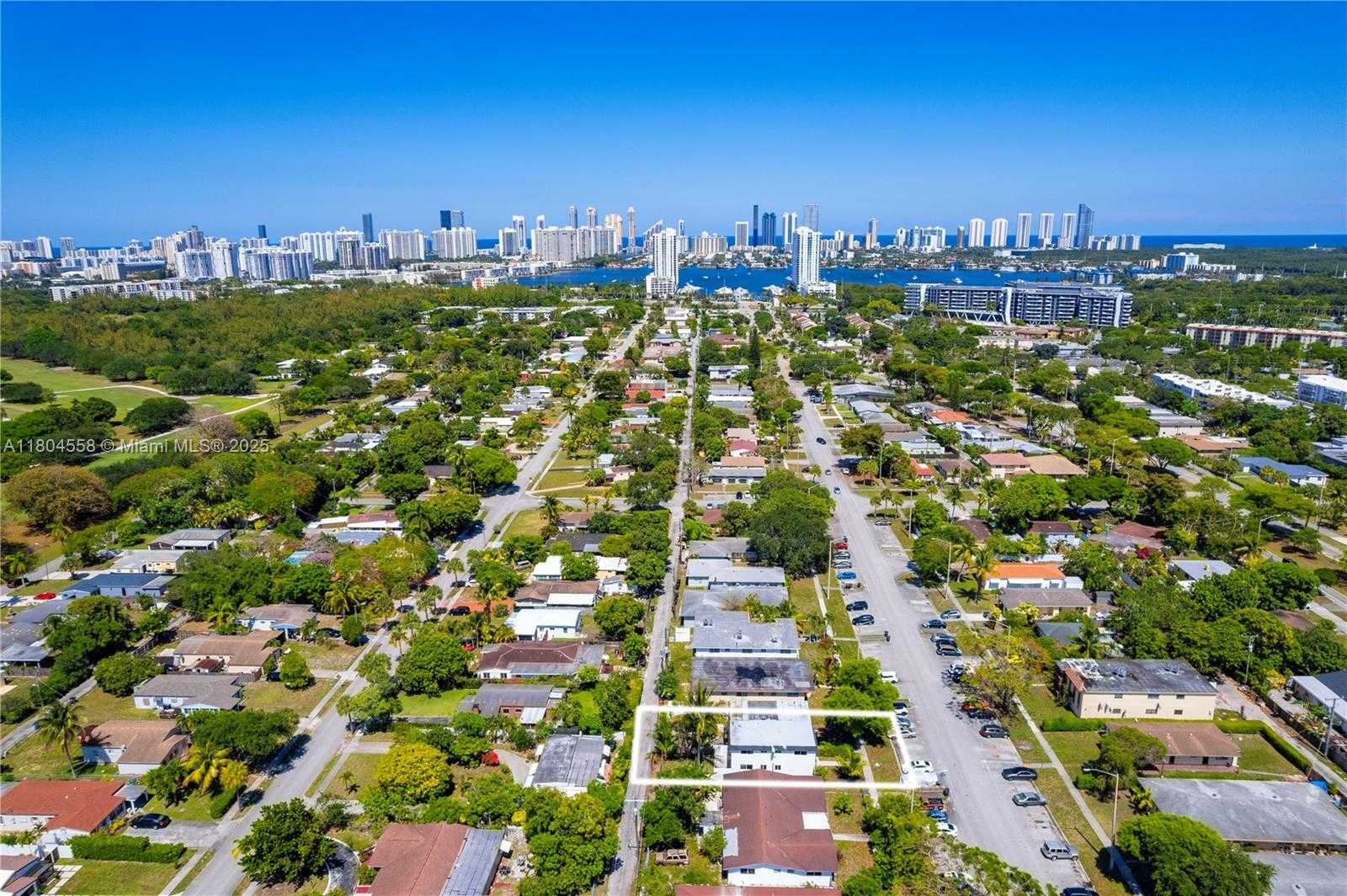 Small Image of 2039 NORTH EAST 172ND ST, North Miami Beach Number 26