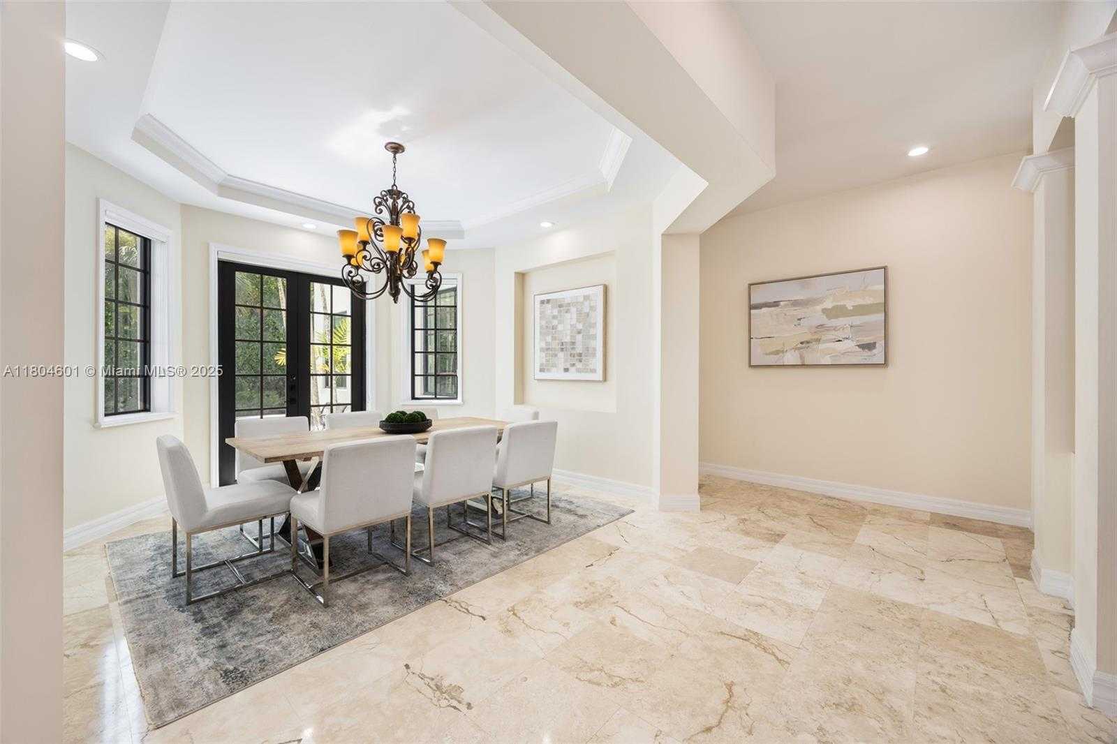 Small Image of 7250 ERWIN RD, Coral Gables Number 7