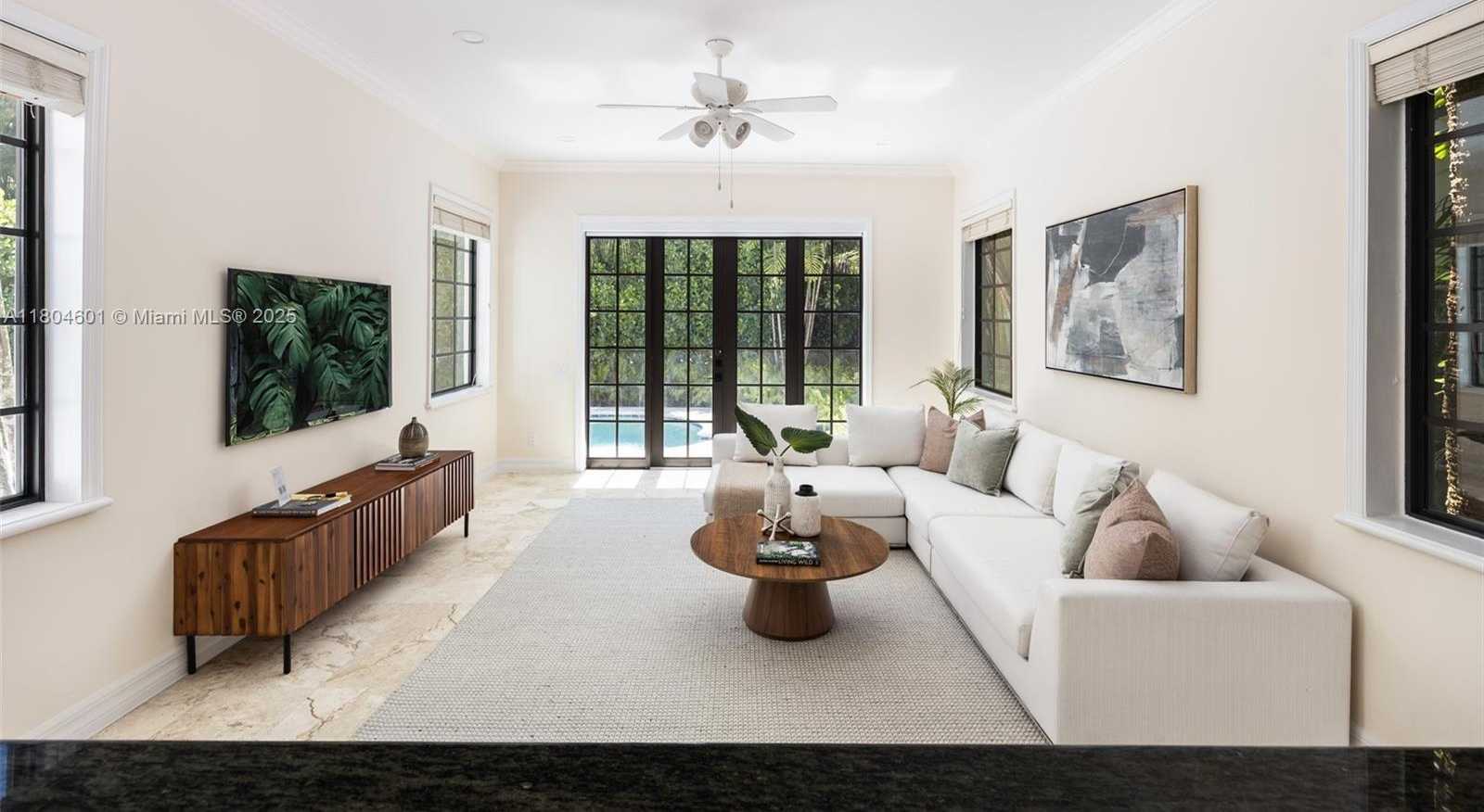Small Image of 7250 ERWIN RD, Coral Gables Number 9