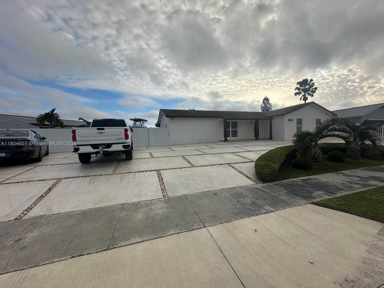 Small Image of 13030 SOUTH WEST 261ST TER, Homestead Number 3