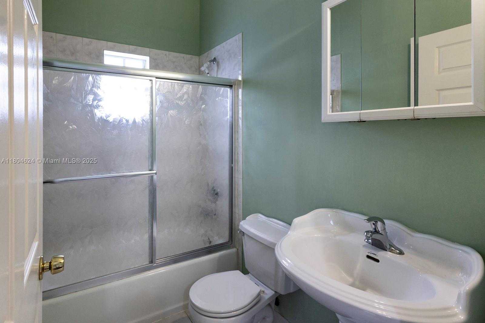 Small Image of 2757 NORTH WEST 29TH ST, Miami Number 14